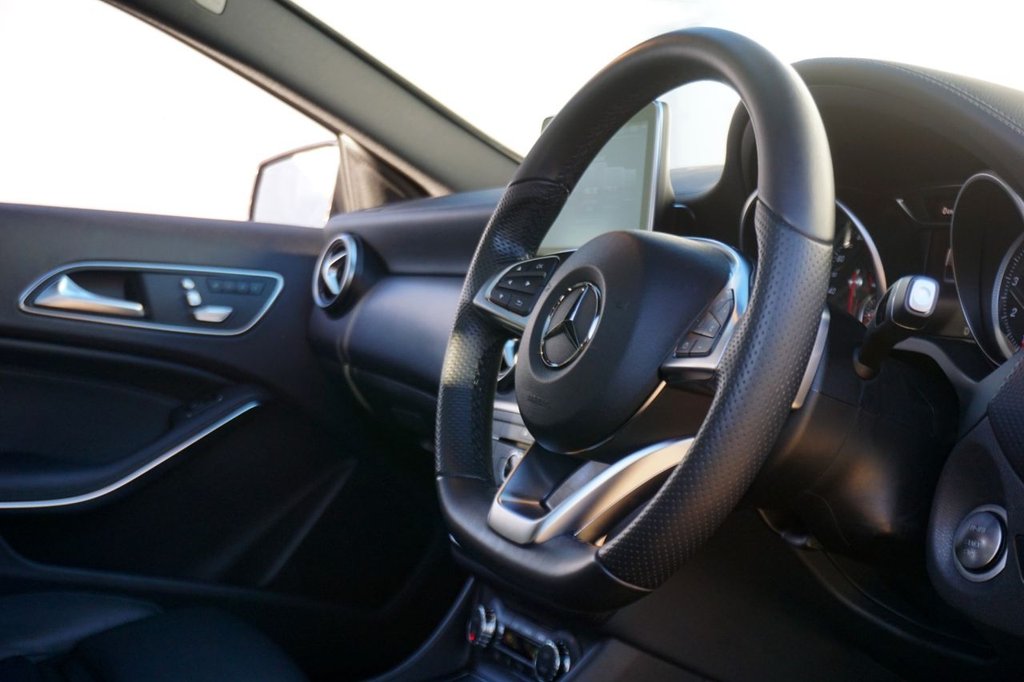 Used Mercedes-Benz A-Class 2015 for sale - 76783543: Photo 21