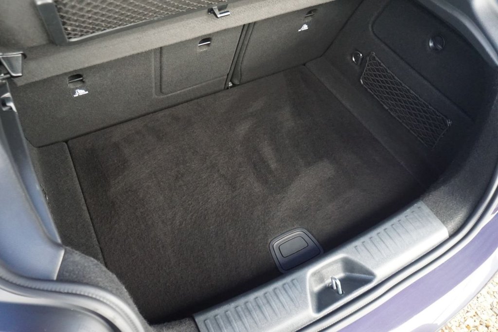 Used Mercedes-Benz A-Class 2015 for sale - 76783543: Photo 48