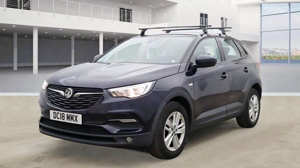 Used Vauxhall Grandland X 2018 for sale - 77990921: Photo 2