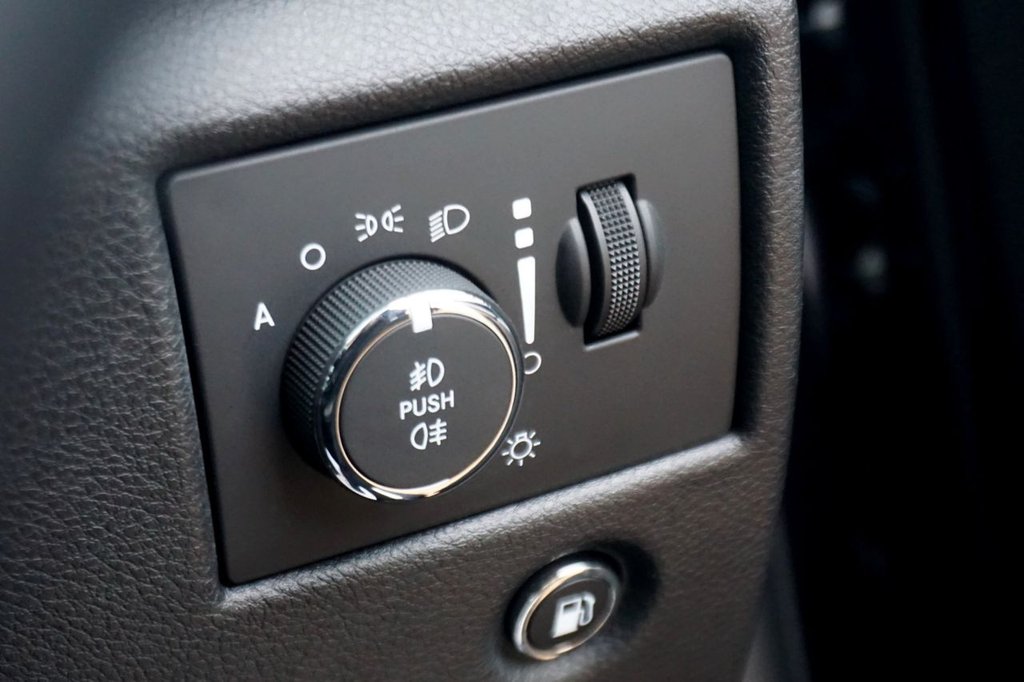 Used Jeep Grand Cherokee 2016 for sale - 77275767: Photo 40