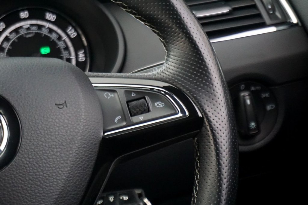 Used Skoda Octavia 2014 for sale - 76783675: Photo 38