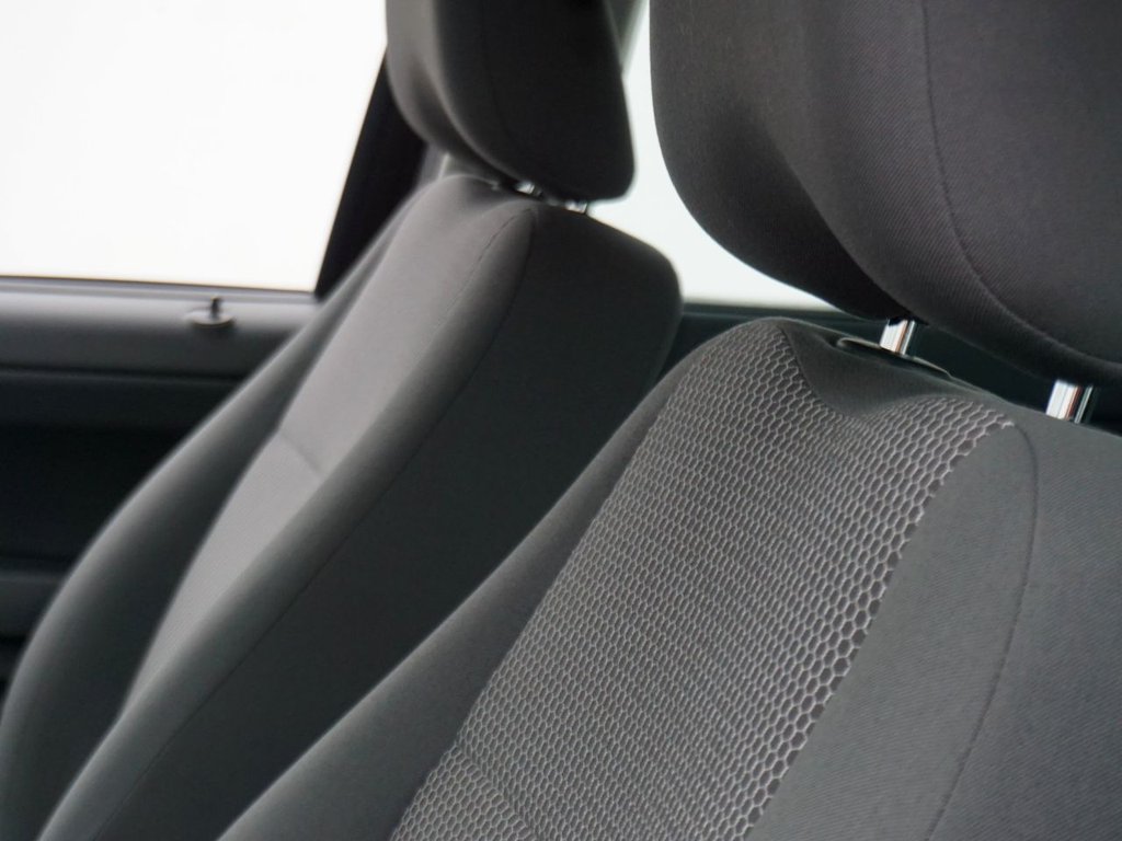 Used Volkswagen Fox 2011 for sale - 77952370: Photo 14