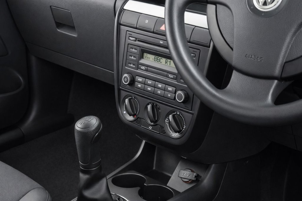 Used Volkswagen Fox 2011 for sale - 77952370: Photo 2