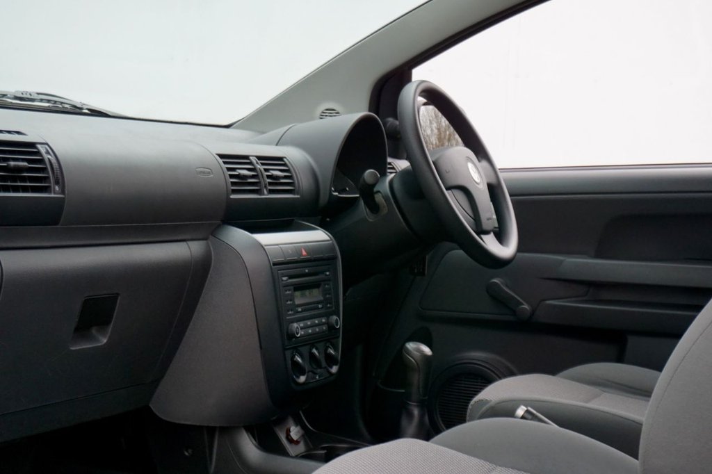 Used Volkswagen Fox 2011 for sale - 77952370: Photo 26