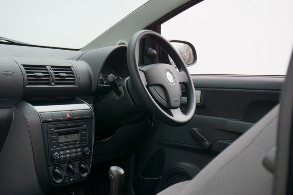 Used Volkswagen Fox 2011 for sale - 77952370: Photo 27