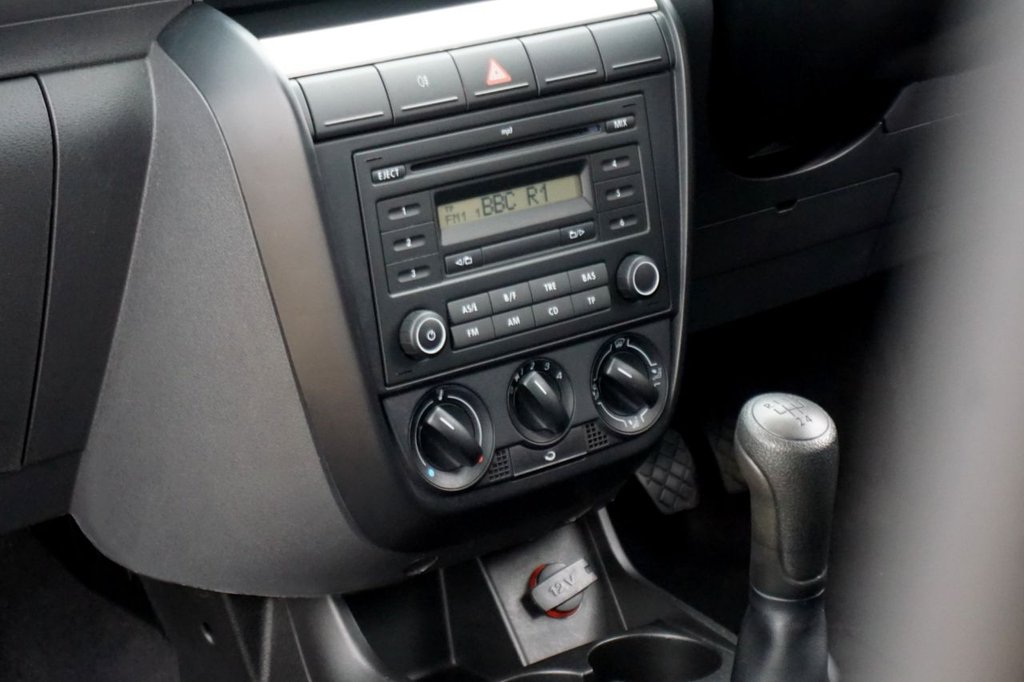 Used Volkswagen Fox 2011 for sale - 77952370: Photo 29