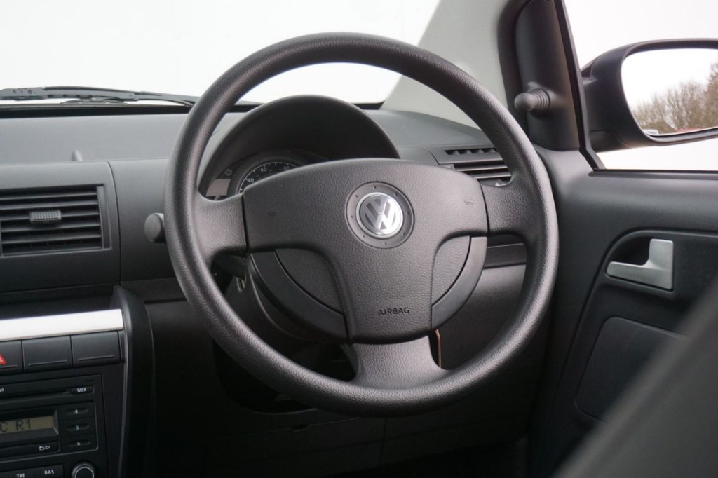 Used Volkswagen Fox 2011 for sale - 77952370: Photo 32