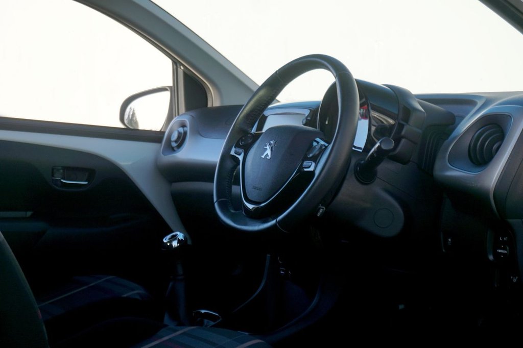 Used Peugeot 108 2015 for sale - 76784246: Photo 18