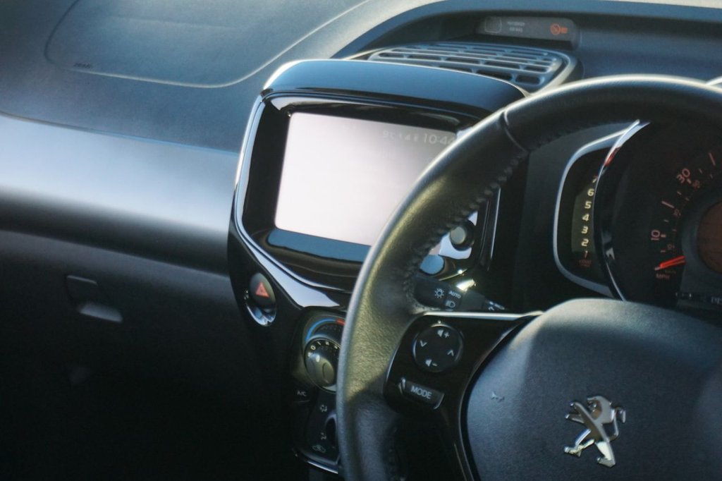 Used Peugeot 108 2015 for sale - 76784246: Photo 24