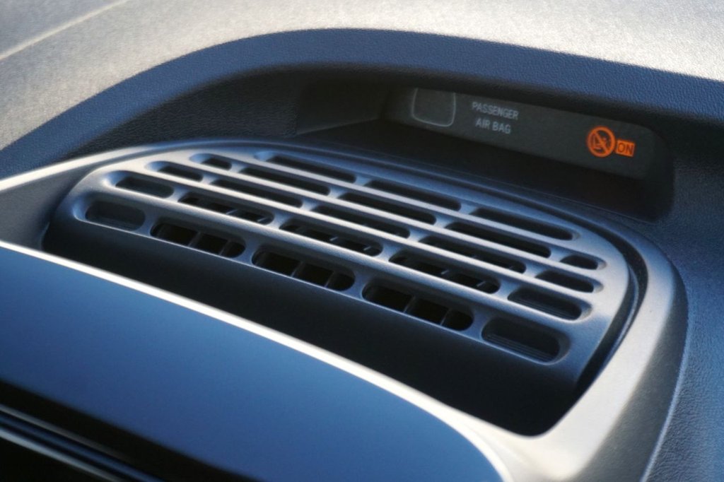 Used Peugeot 108 2015 for sale - 76784246: Photo 29