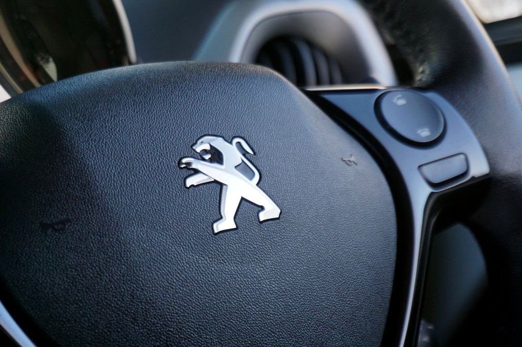 Used Peugeot 108 2015 for sale - 76784246: Photo 32