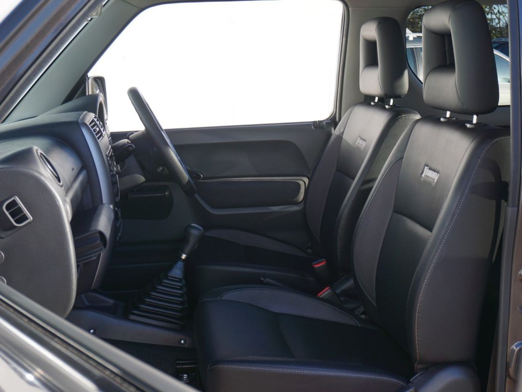 Used Suzuki Jimny 2012 for sale - 76783385: Photo 10