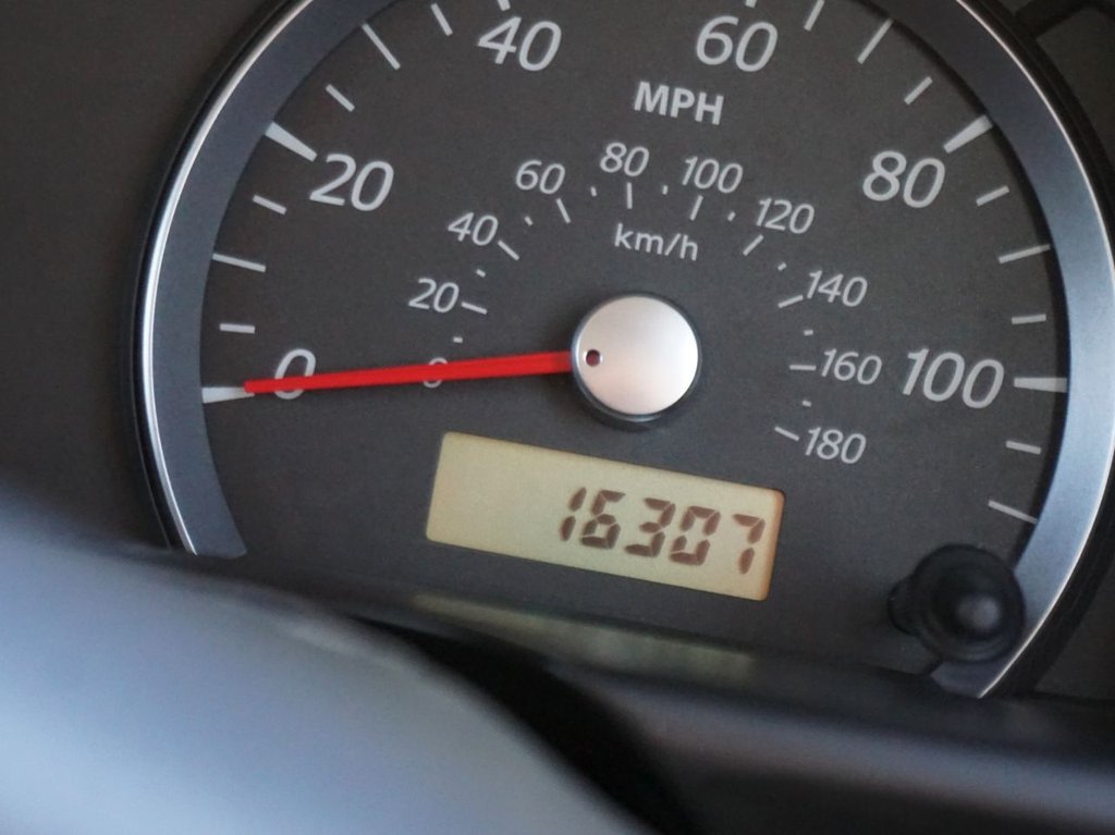 Used Suzuki Jimny 2012 for sale - 76783385: Photo 2