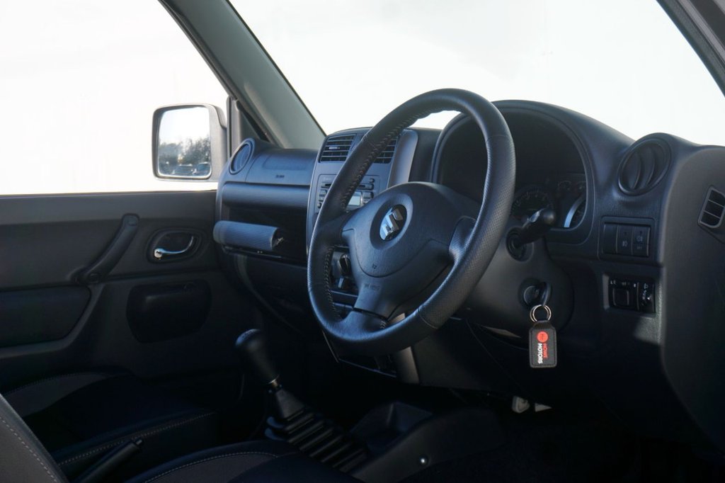 Used Suzuki Jimny 2012 for sale - 76783385: Photo 22