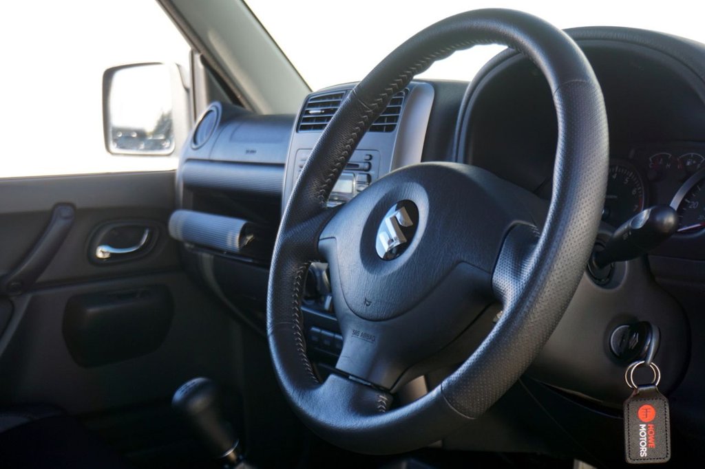 Used Suzuki Jimny 2012 for sale - 76783385: Photo 23