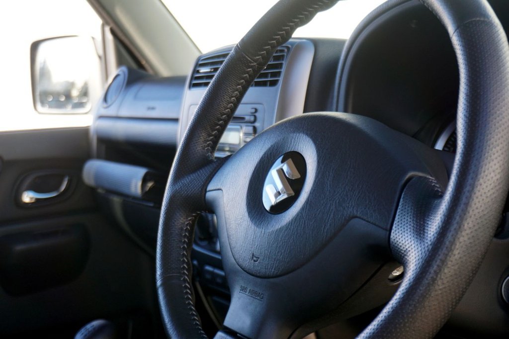 Used Suzuki Jimny 2012 for sale - 76783385: Photo 24