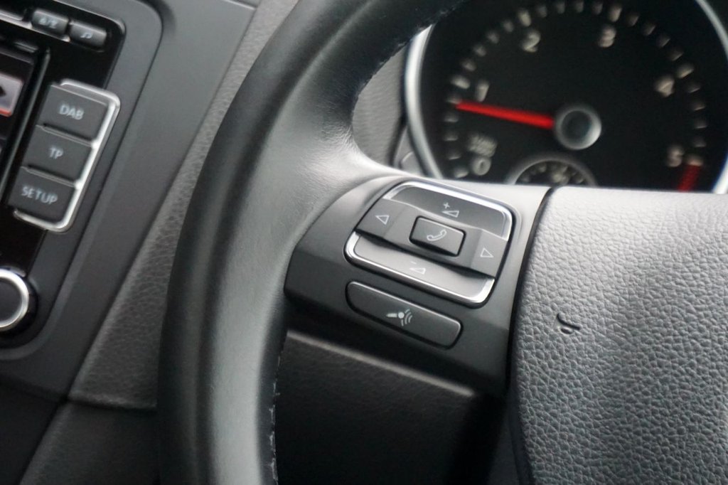 Used Volkswagen Golf 2011 for sale - 76783608: Photo 28