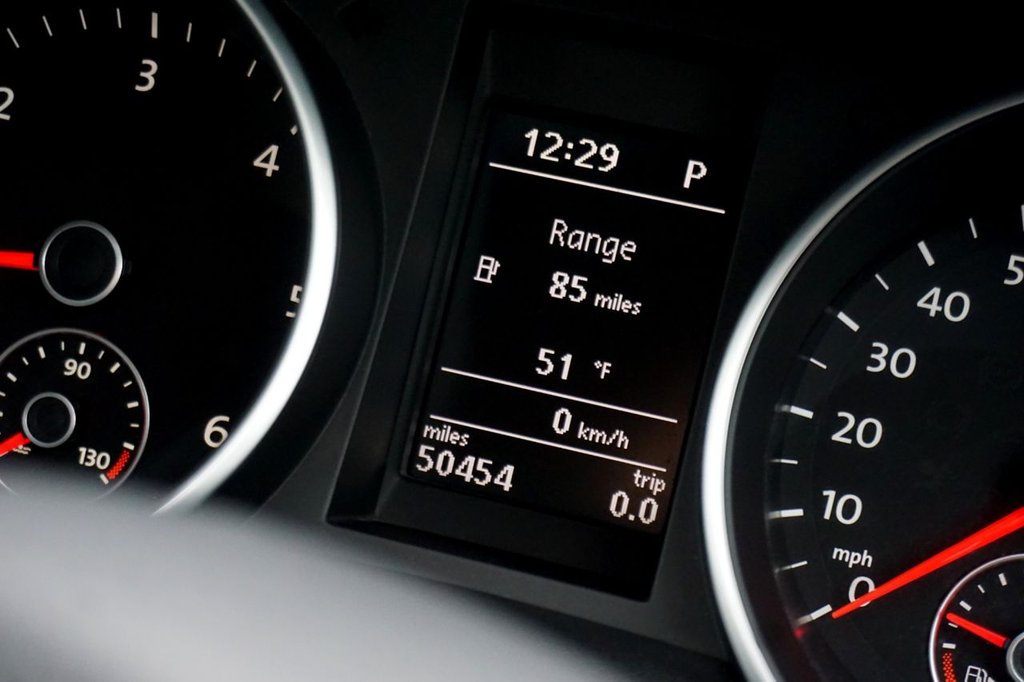 Used Volkswagen Golf 2011 for sale - 76783608: Photo 31