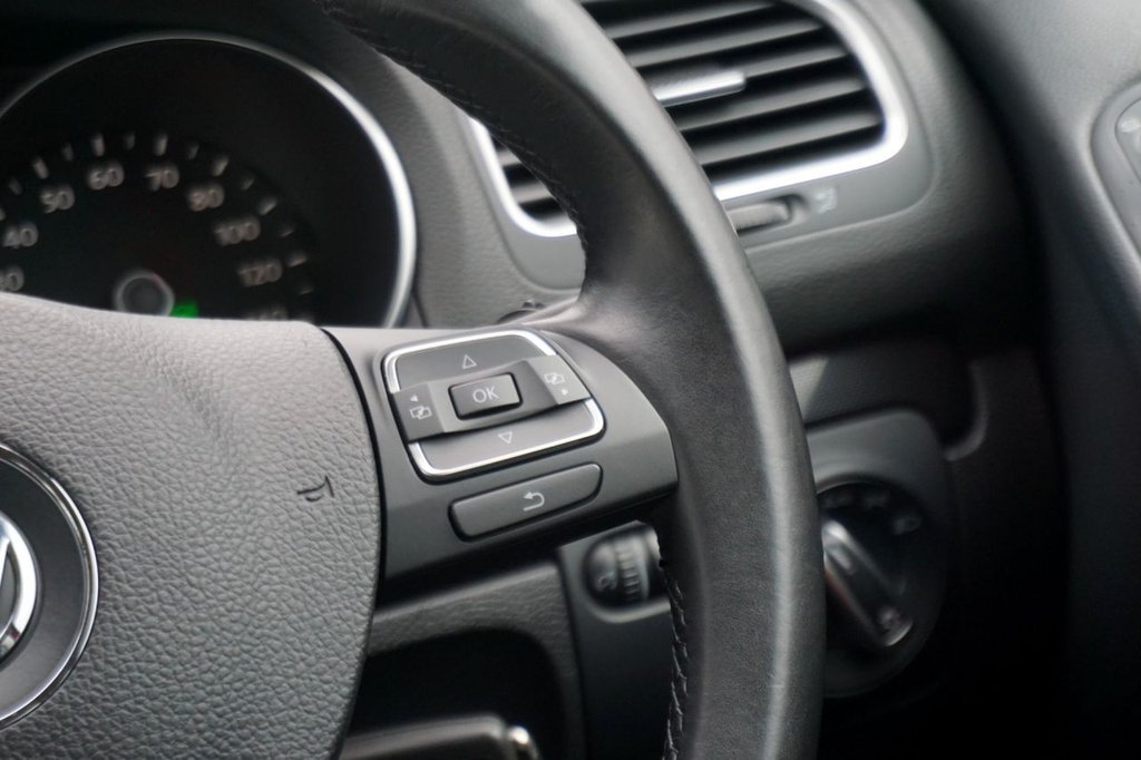 Used Volkswagen Golf 2011 for sale - 76783608: Photo 33