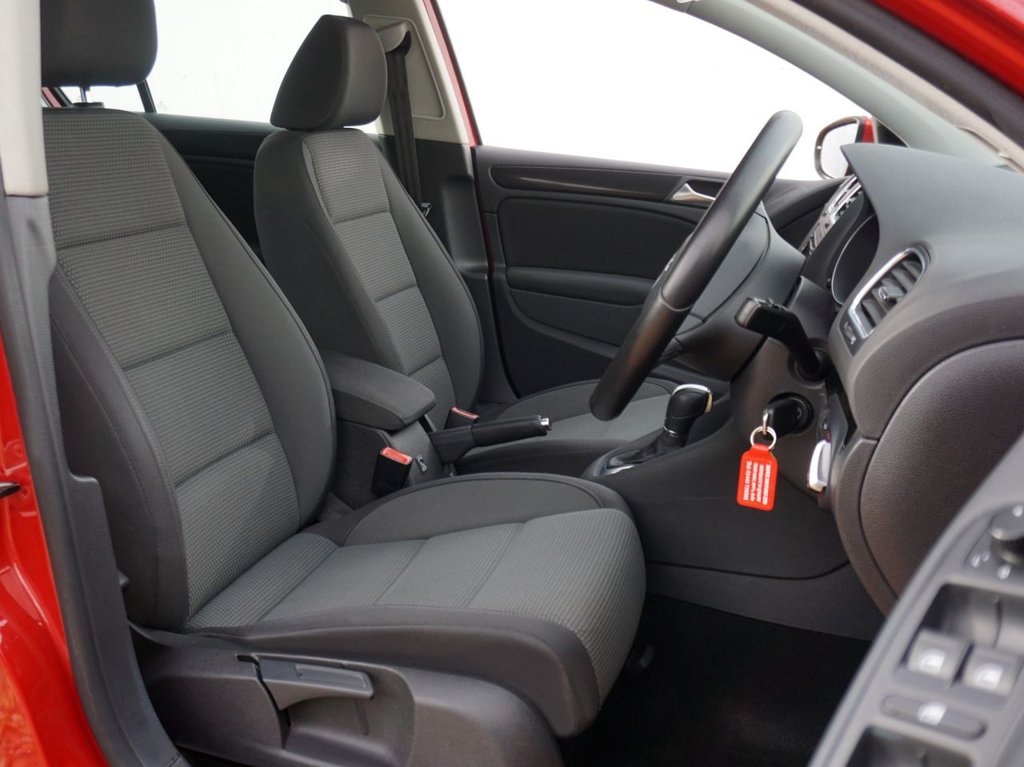 Used Volkswagen Golf 2011 for sale - 76783608: Photo 5