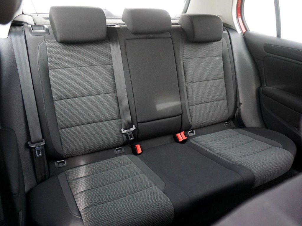 Used Volkswagen Golf 2011 for sale - 76783608: Photo 7