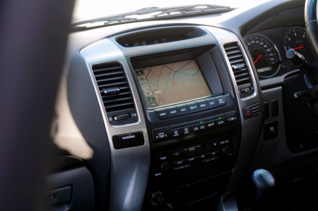 Used Toyota Land Cruiser 2009 for sale - 76783595: Photo 27