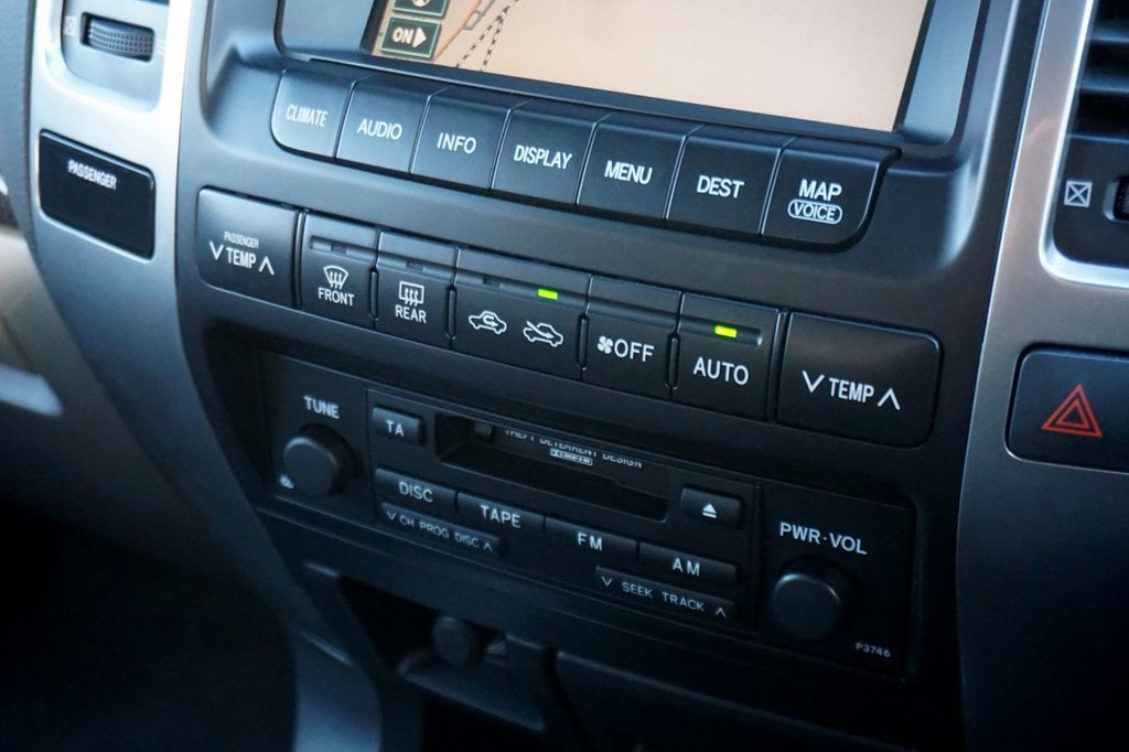 Used Toyota Land Cruiser 2009 for sale - 76783595: Photo 30