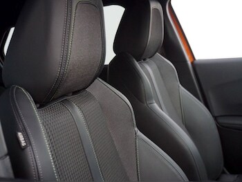 Used Peugeot 2008 2021 for sale - 77820734: Photo