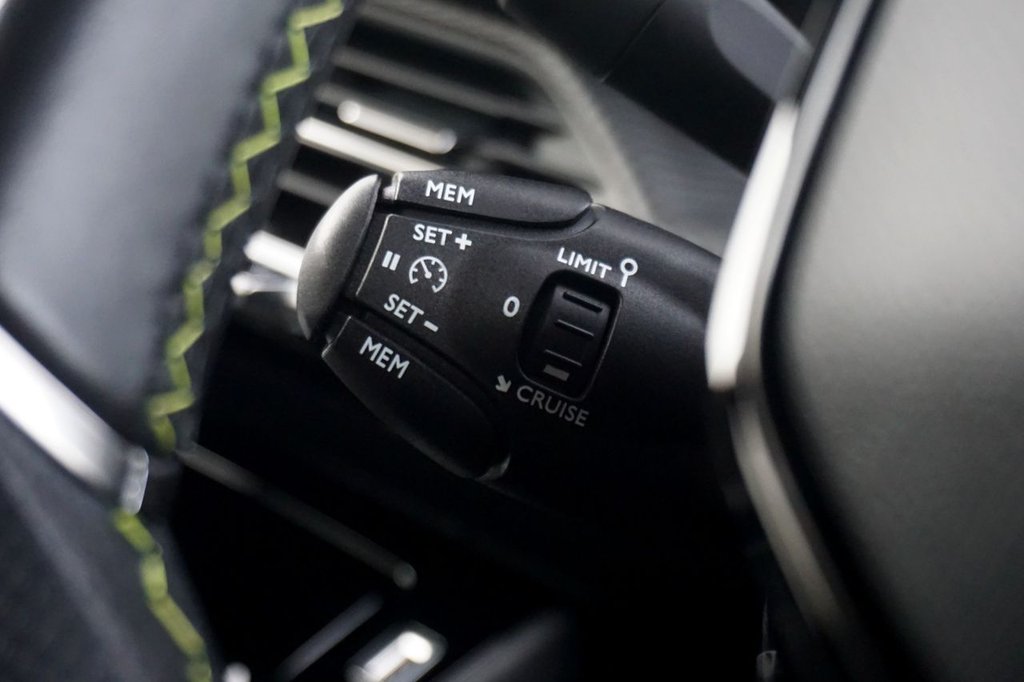 Used Peugeot 2008 2021 for sale - 77820734: Photo 38