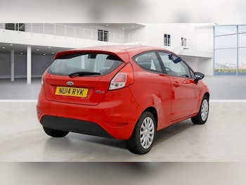 Used Ford Fiesta 2014 for sale - 77708876: Photo