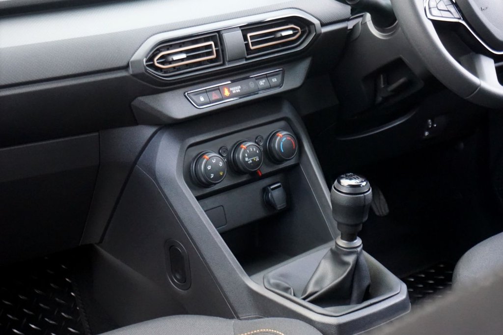 Used Dacia Sandero Stepway 2024 for sale - 76784261: Photo 25