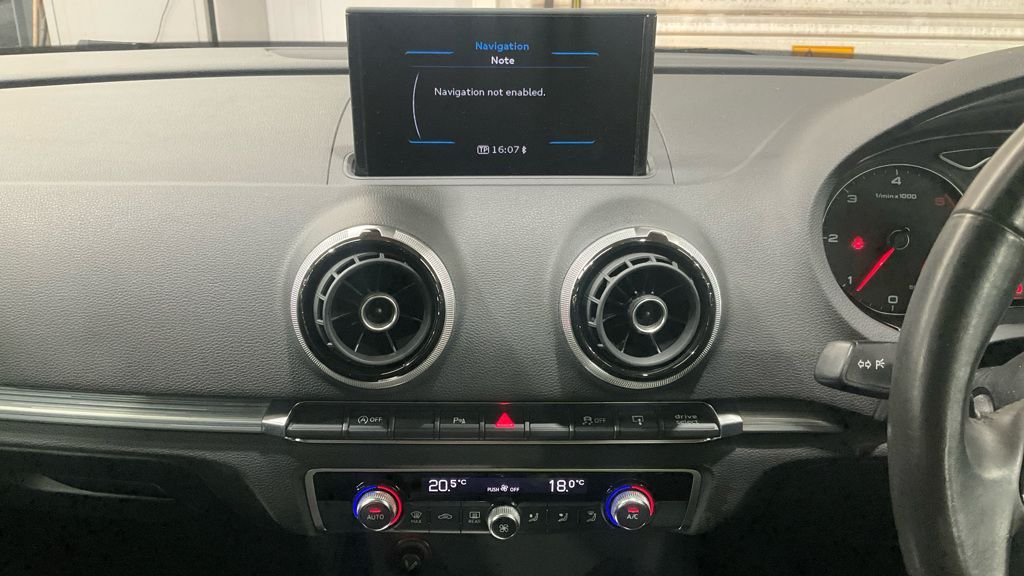 Used Audi A3 2014 for sale - 77990933: Photo 8