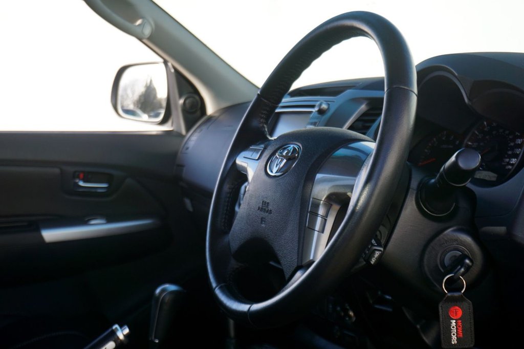 Used Toyota Hilux 2016 for sale - 76985742: Photo 20