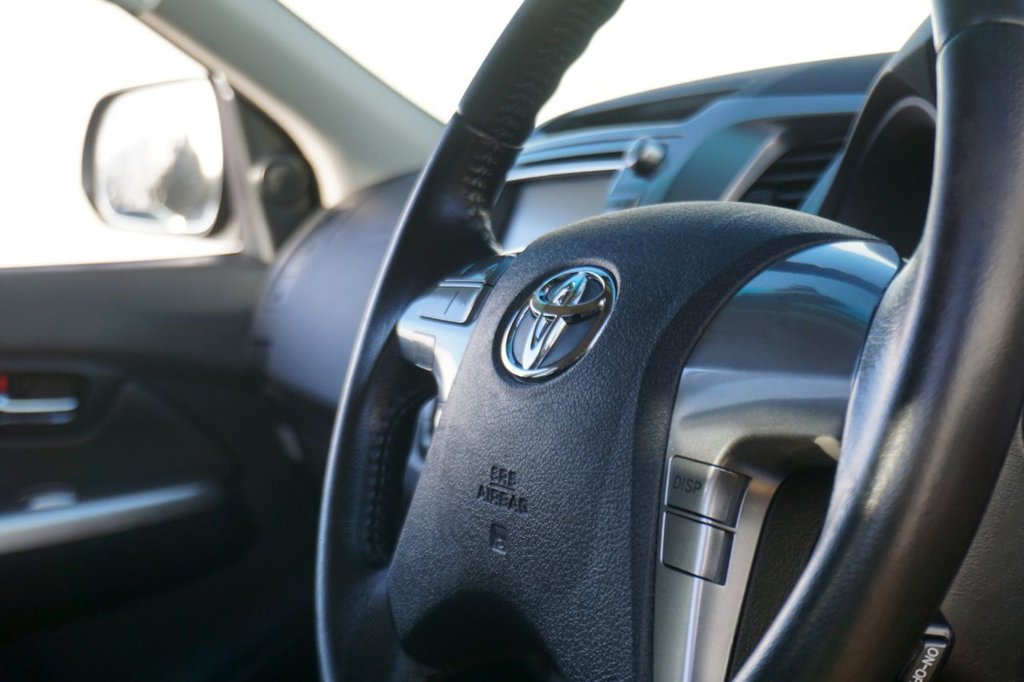 Used Toyota Hilux 2016 for sale - 76985742: Photo 21