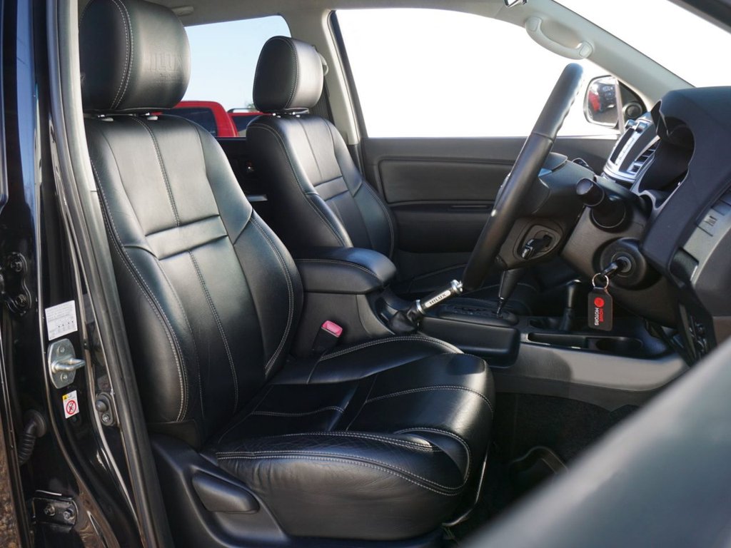 Used Toyota Hilux 2016 for sale - 76985742: Photo 8