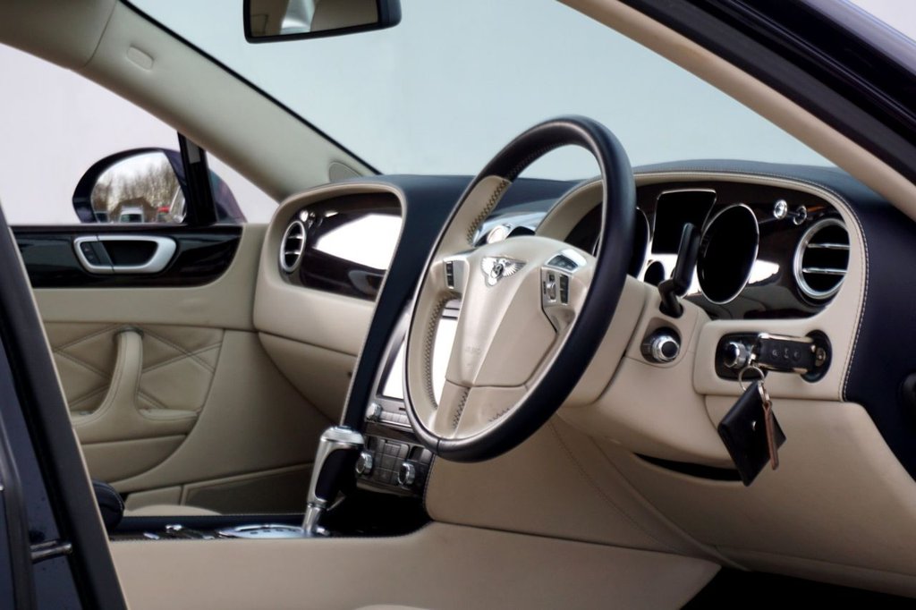 Used Bentley Continental 2012 for sale - 76962525: Photo 23