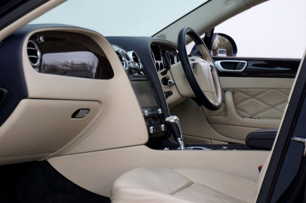 Used Bentley Continental 2012 for sale - 76962525: Photo 26