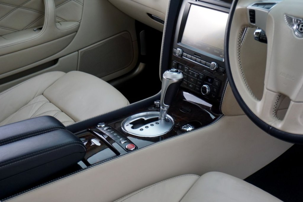 Used Bentley Continental 2012 for sale - 76962525: Photo 29