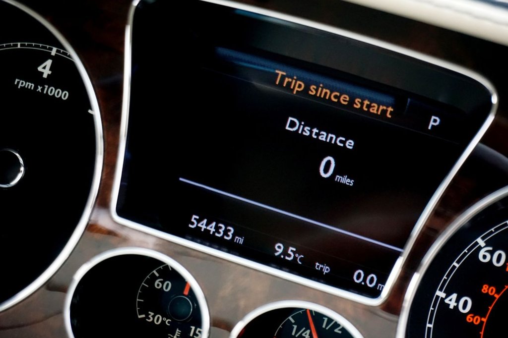 Used Bentley Continental 2012 for sale - 76962525: Photo 47