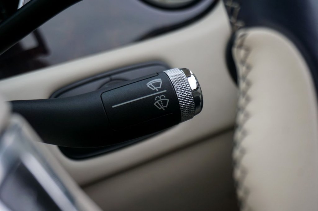 Used Bentley Continental 2012 for sale - 76962525: Photo 48