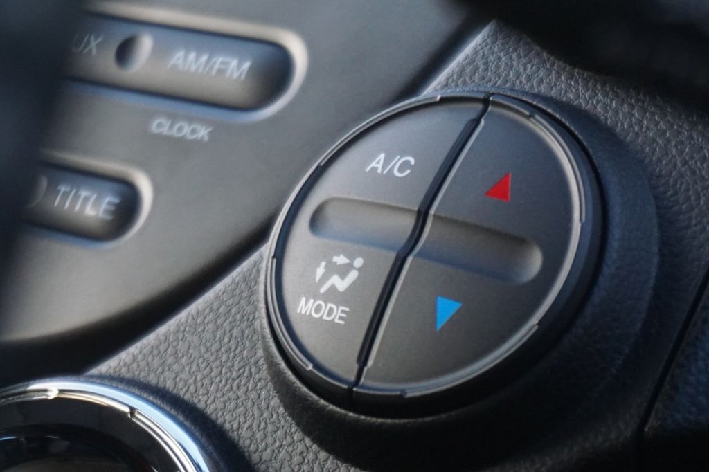 Used Honda Jazz 2012 for sale - 76783490: Photo 28