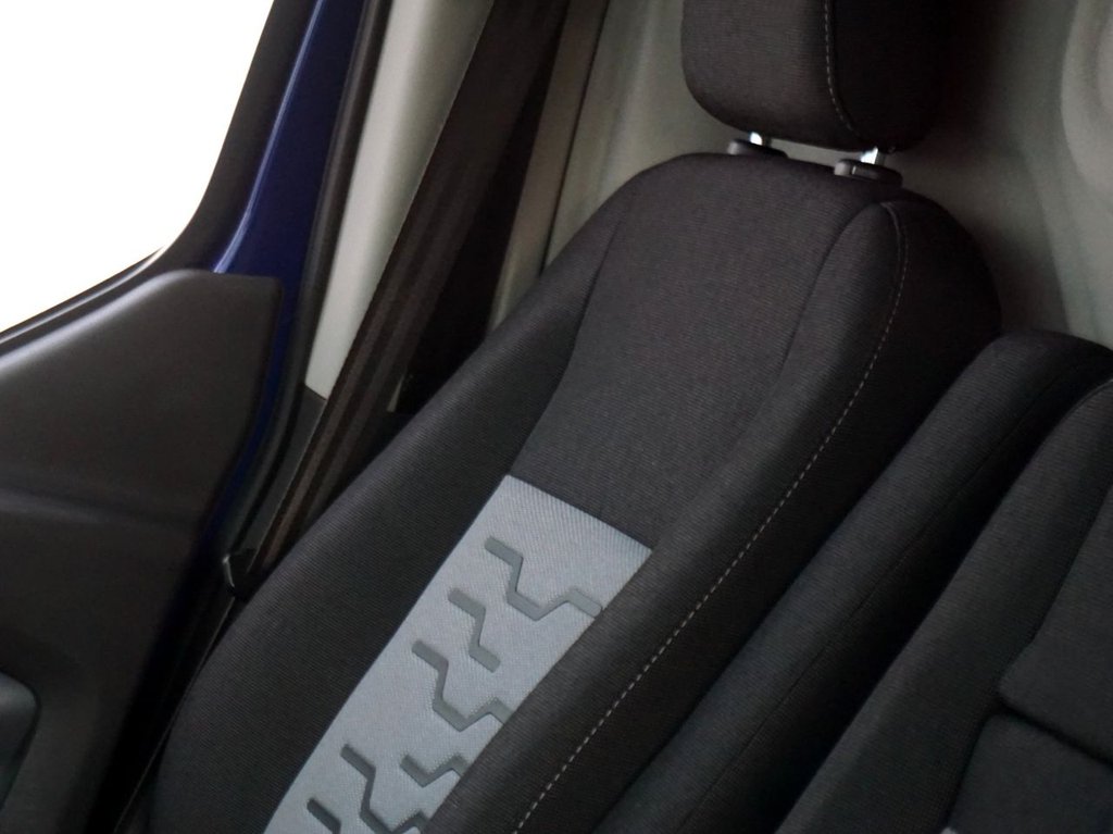 Used Ford Transit Custom 2017 for sale - 76783620: Photo 2