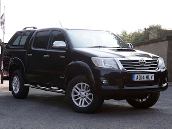 Used Toyota Hilux 2014 for sale - 79282913: Photo