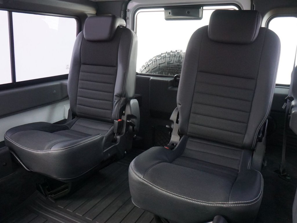 Used Land Rover Defender 2011 for sale - 77631854: Photo 14