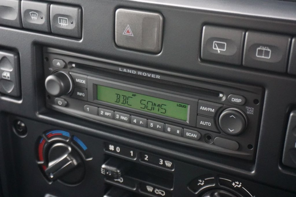 Used Land Rover Defender 2011 for sale - 77631854: Photo 28