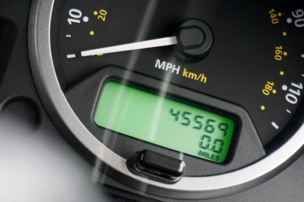 Used Land Rover Defender 2011 for sale - 77631854: Photo 34