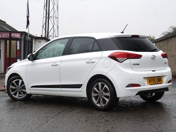 Used Hyundai i20 2015 for sale - 77905233: Photo