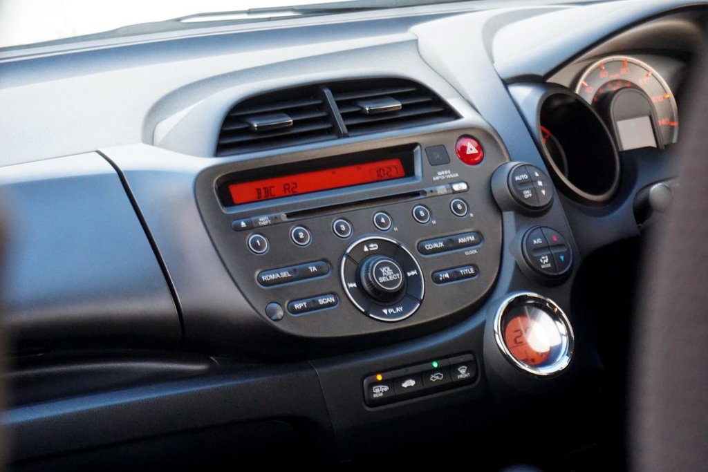 Used Honda Jazz 2012 for sale - 77027073: Photo 25