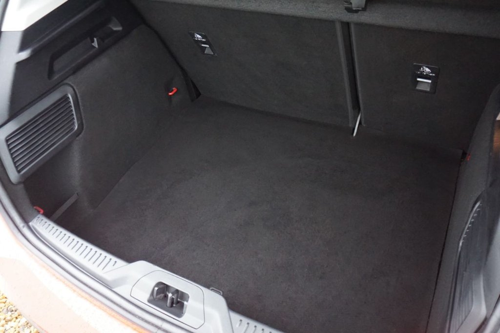 Used Ford Focus 2020 for sale - 76783568: Photo 44