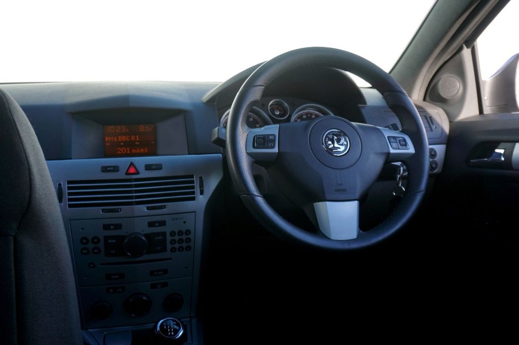 Used Vauxhall Astra 2009 for sale - 77355603: Photo 25